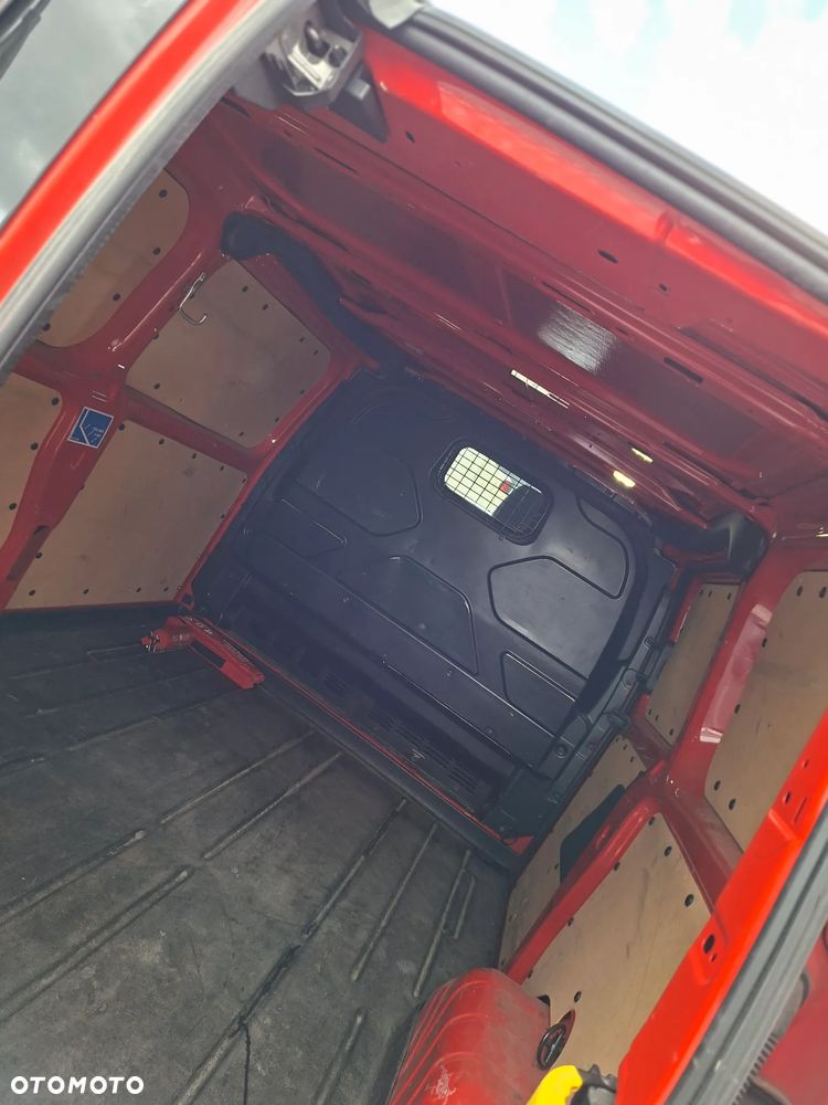 Ford Transit custom - 11