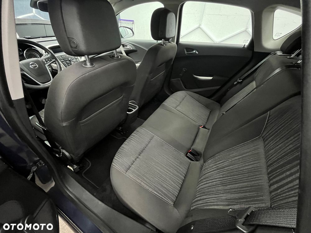 Opel Astra - 22