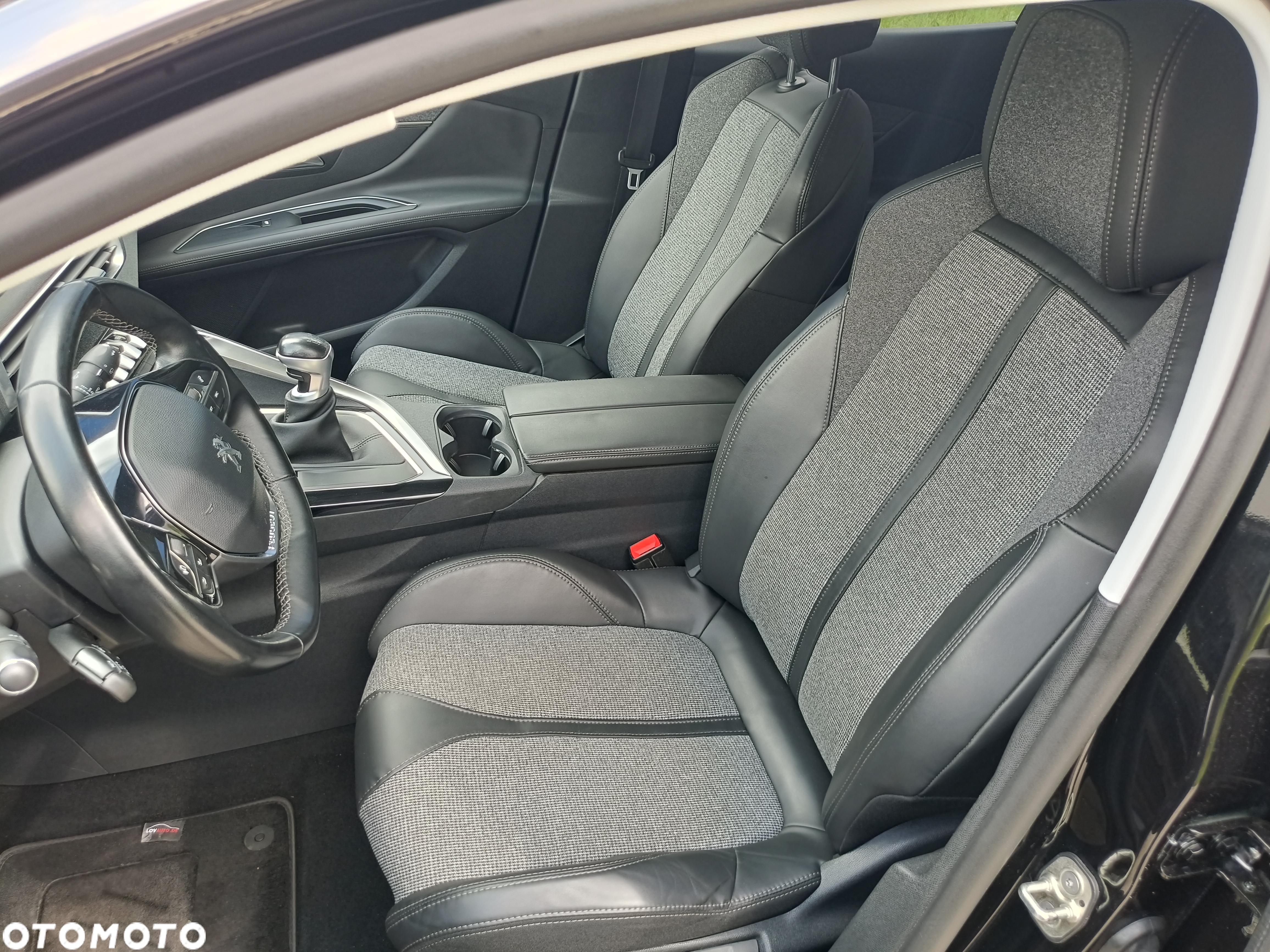 Peugeot 3008 HDi FAP 150 Platinum - 27