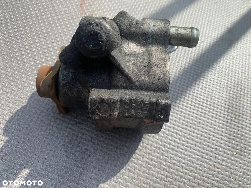POMPA WSPOMAGANIA RENAULT LAGUNA III 3 26128104