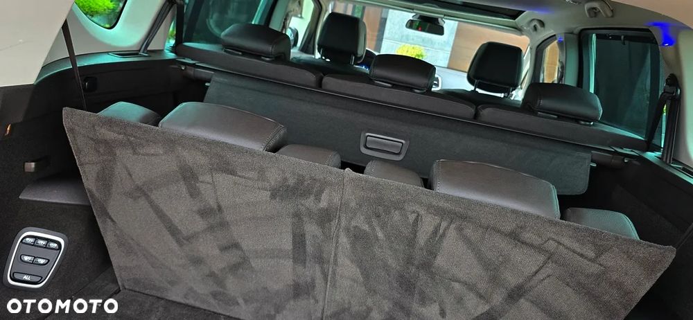 Renault Espace 1.6 dCi Energy Initiale Paris EDC 7os - 11