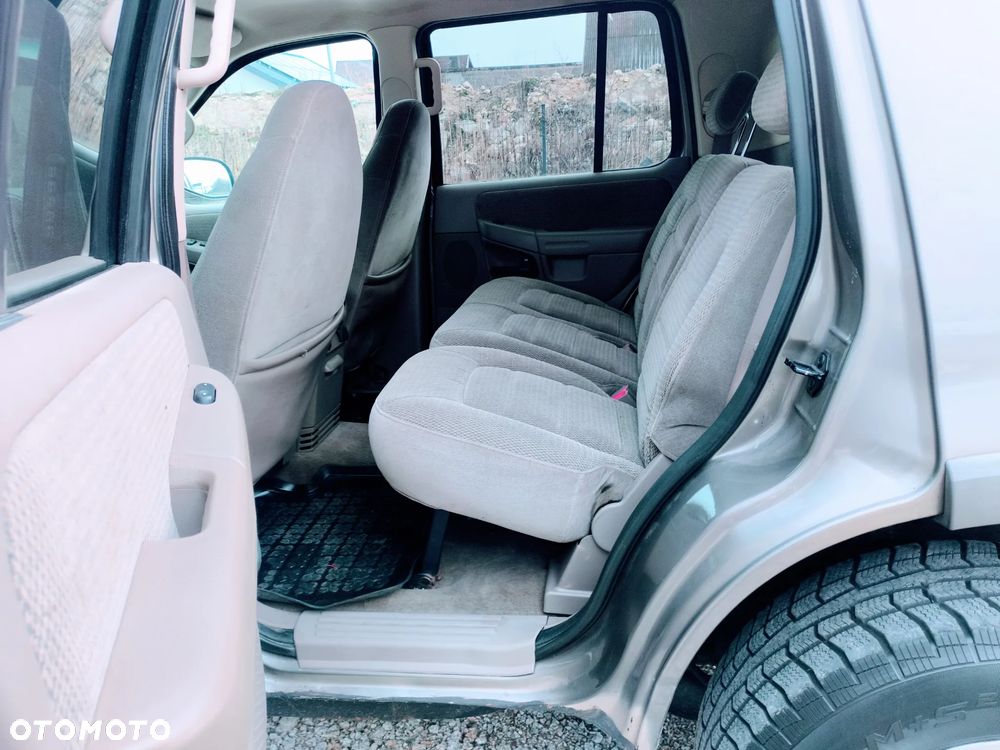 Ford Explorer 4.0 - 16