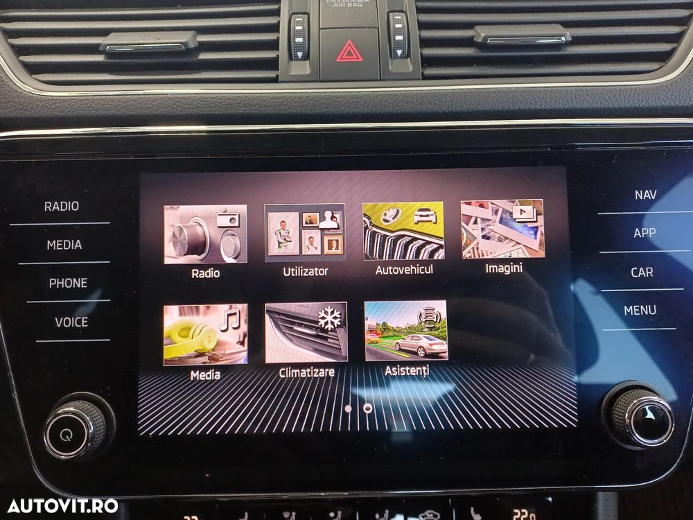 Skoda Superb 2.0 TDI DSG Ambition - 16