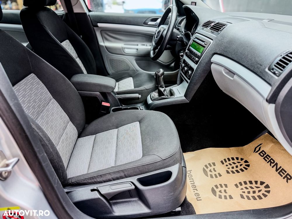 Skoda Octavia 2.0 TDI Ambiente - 21