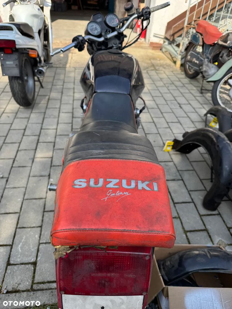 Suzuki GS - 4