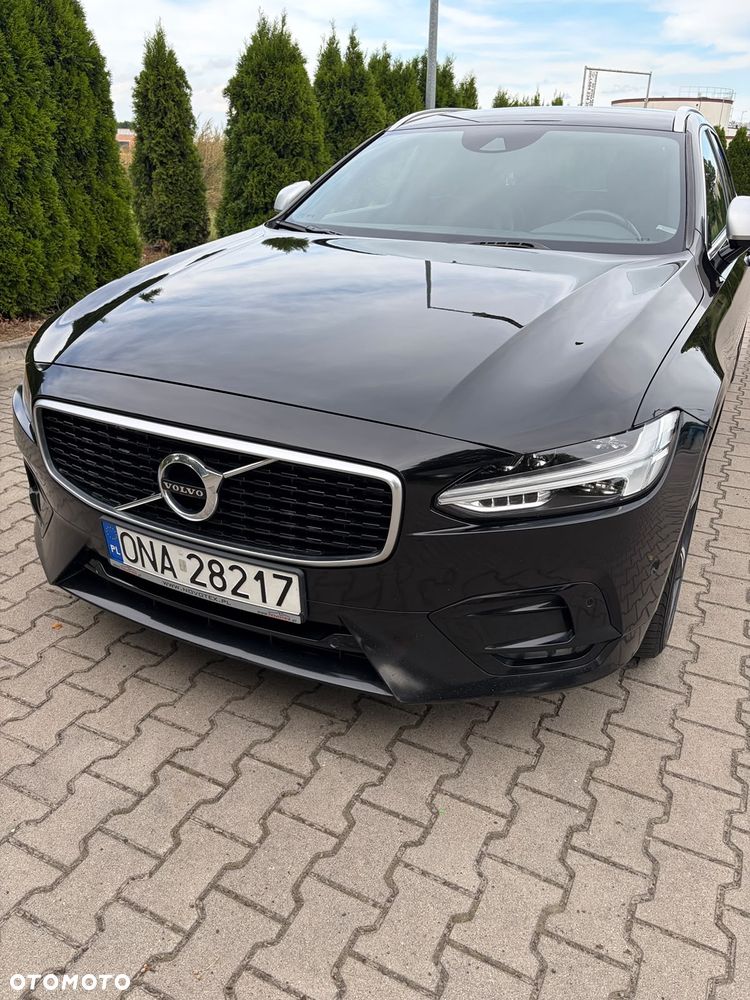 Volvo V90 D3 R-Design - 1