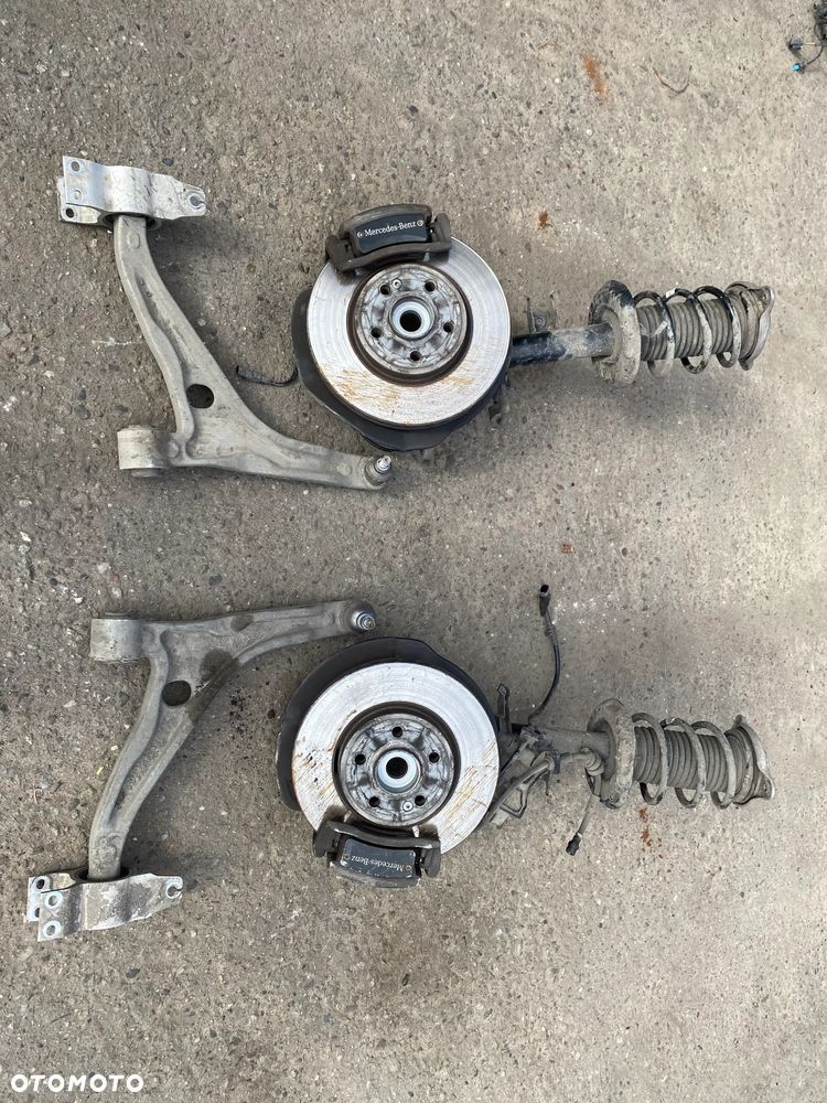 MERCEDES 177 1.5 d zawieszenie przednie prawe lewe zwrotnica macperson wahacz - 1