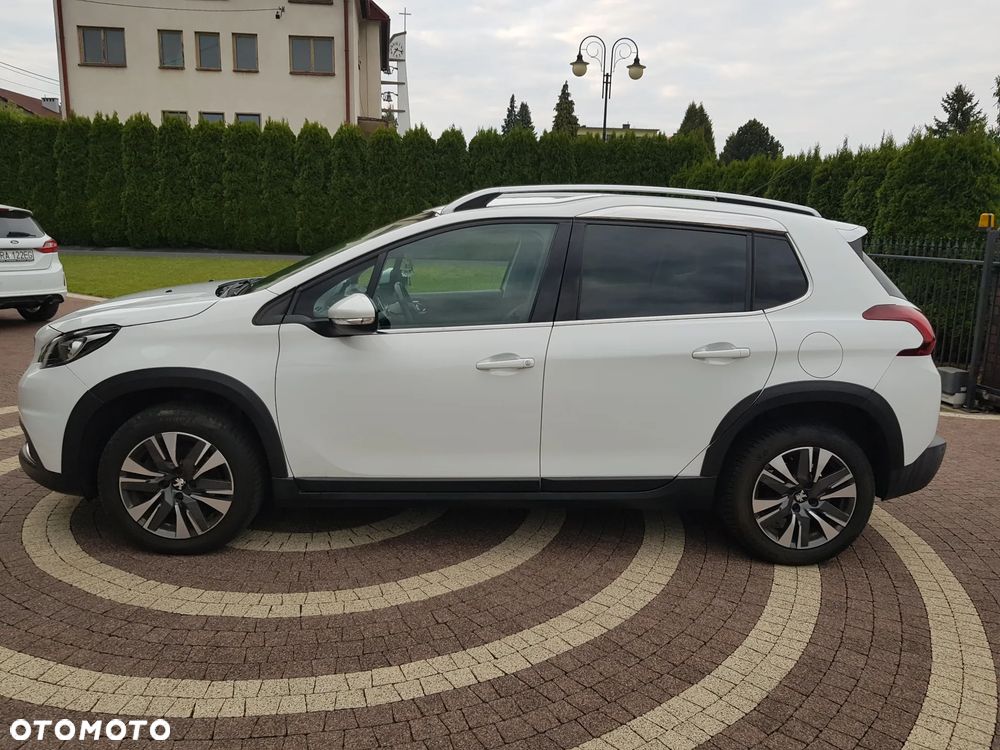 Peugeot 2008 PureTech 110 Stop&Start EAT6 Crossway - 3
