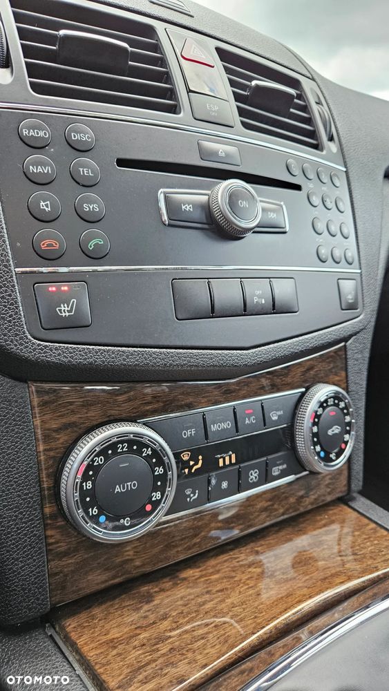 Mercedes-Benz Klasa C 180 Kompressor Elegance - 23