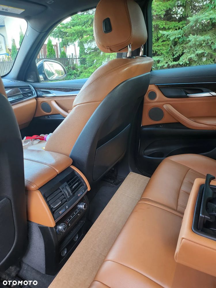 BMW X6 xDrive35i - 11