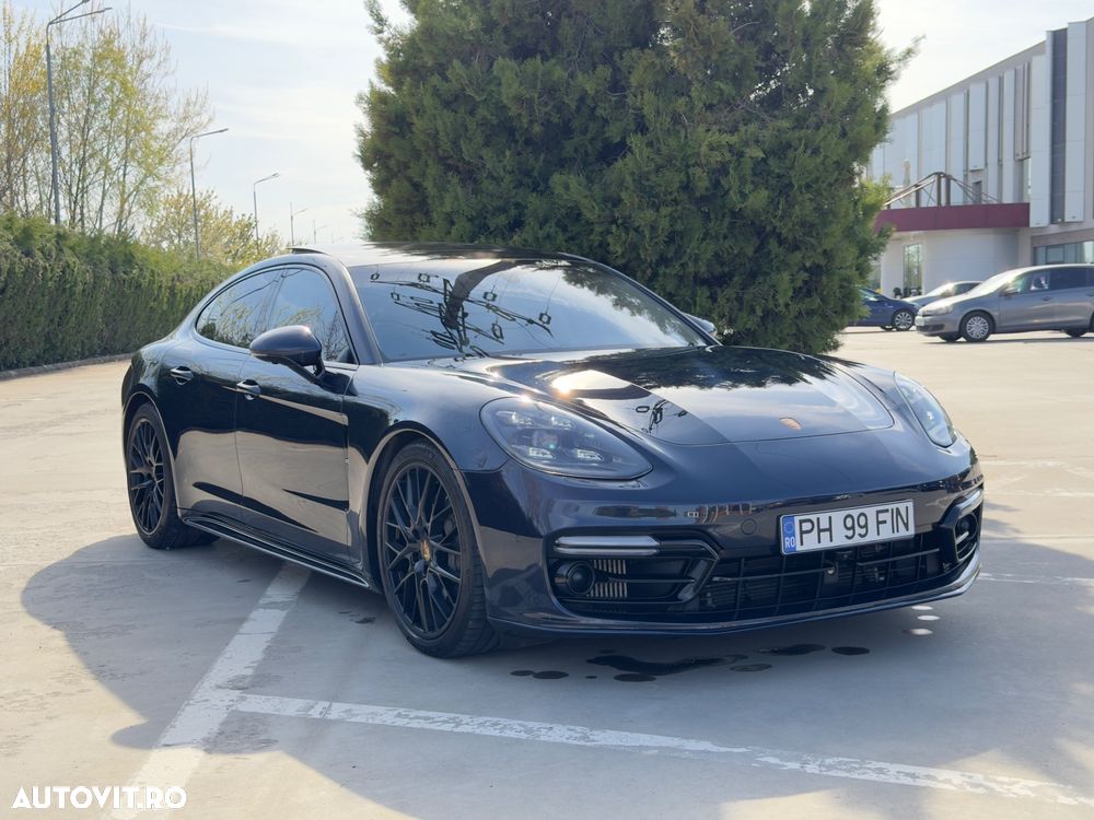 Porsche Panamera 4S - 1
