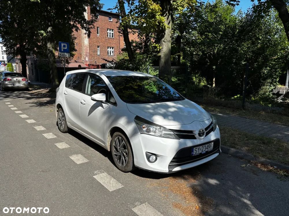 Toyota Verso 1.6 D-4D Active - 3