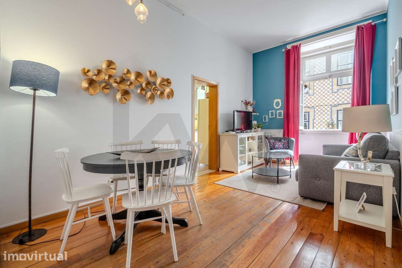 Apartamento T2 mobilado com excelente localização na Baixa Pombalina c - Grande imagem: 4/33