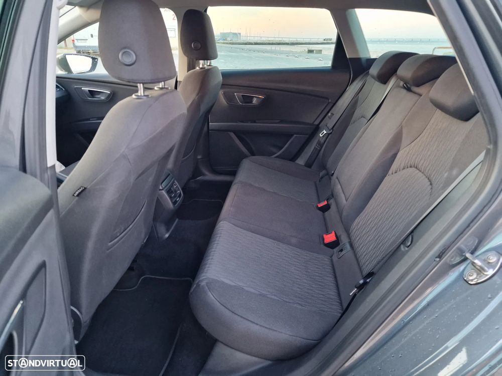 SEAT Leon ST 1.6 TDI Style Ecomotive - 12