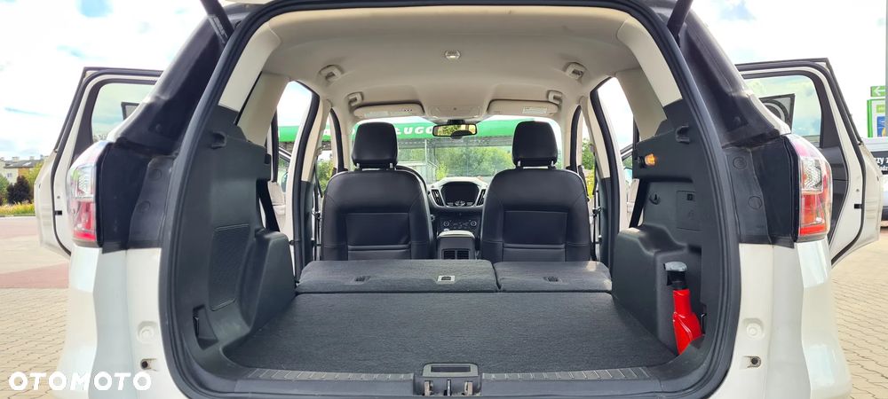 Ford Escape 2.0 EcoBoost AWD Titanium - 6
