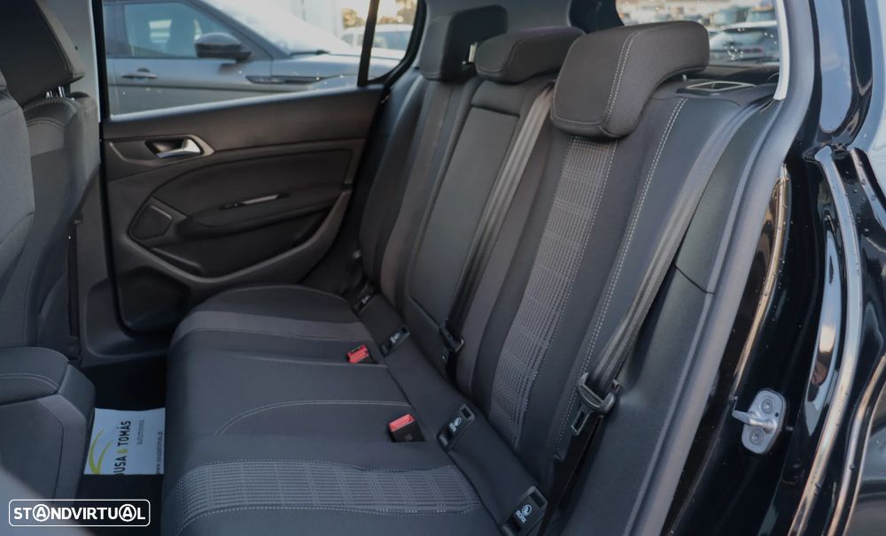 Peugeot 308 PureTech 130 EAT8 Allure - 15