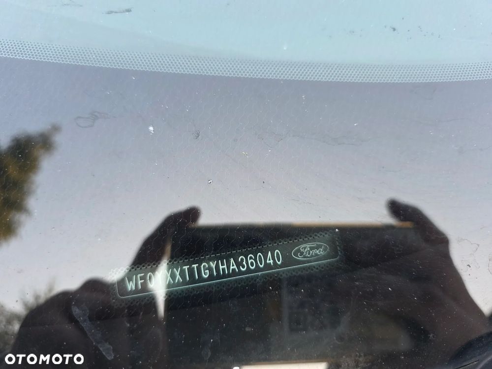 Ford TRANSIT CUSTOM - 9