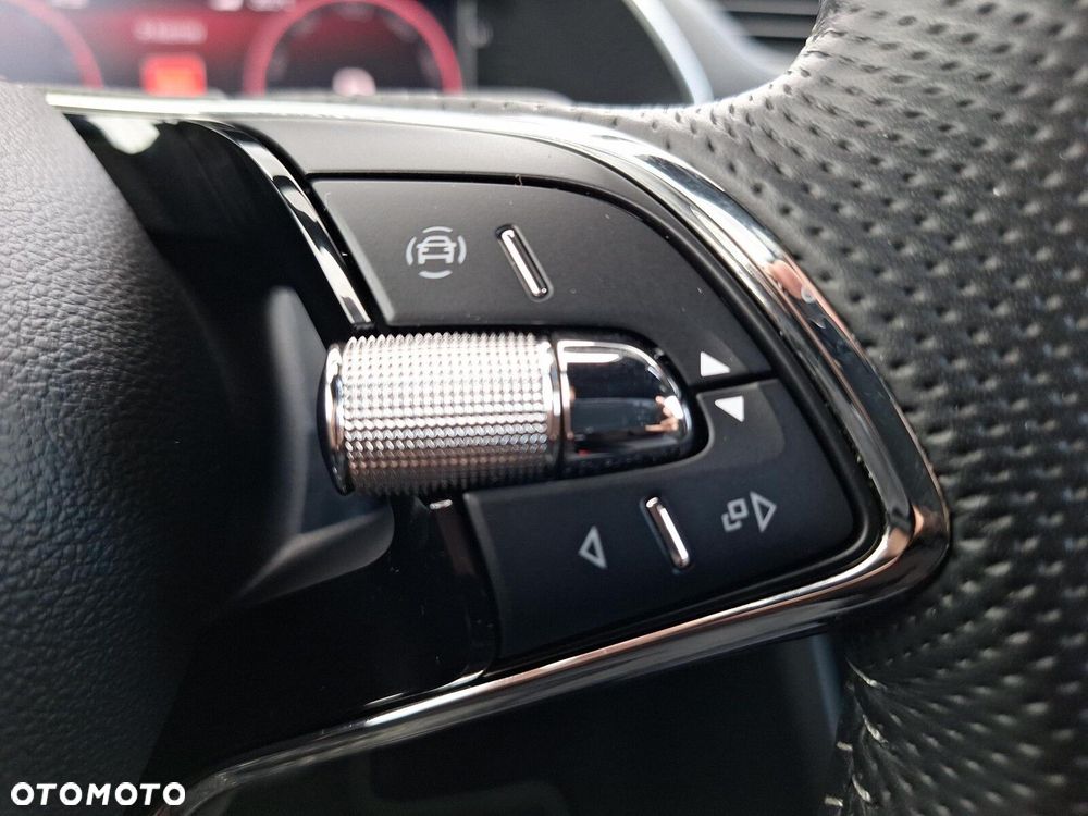 Skoda Superb 2.0 TSI 4x4 Sportline DSG - 19