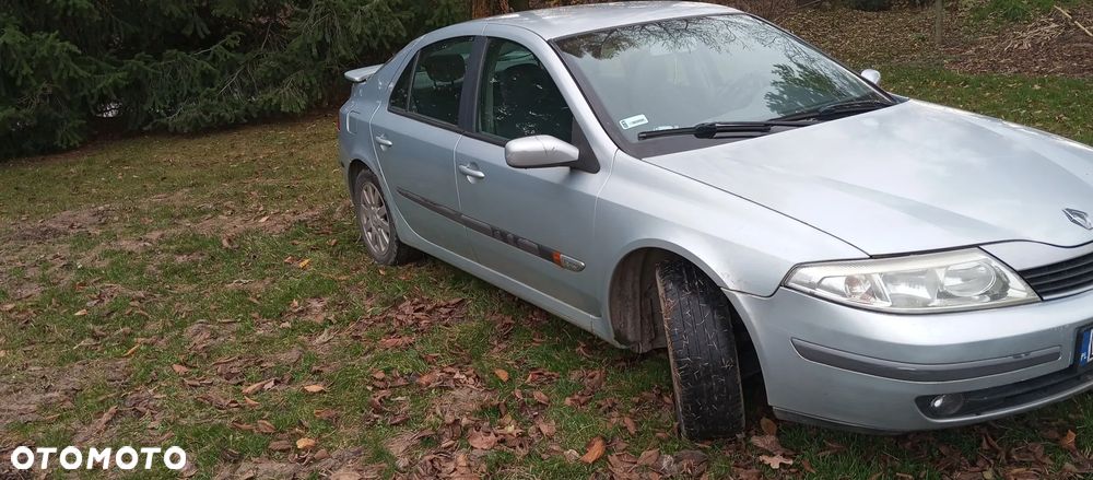 Renault Laguna 1.8 RXE Millenium - 11