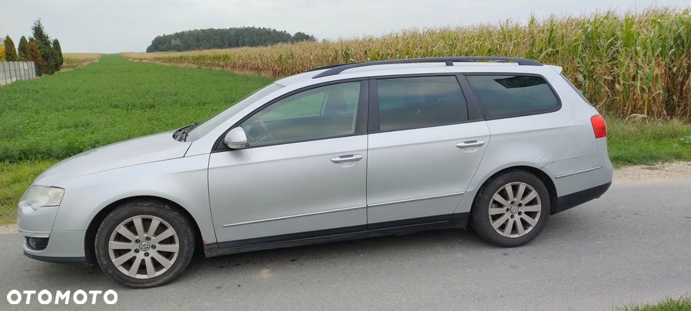 Volkswagen Passat 1.9 TDI Comfortline - 4