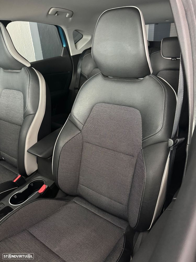 Renault Captur 1.0 TCe Intens - 37