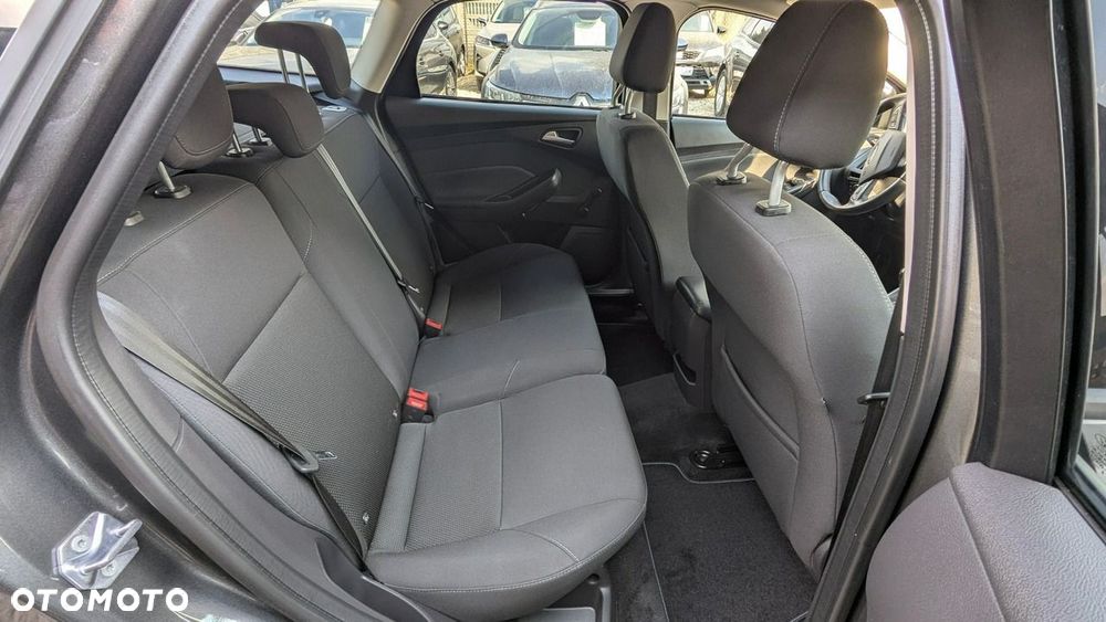 Ford Focus - 19