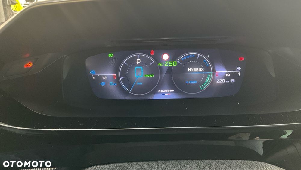 Peugeot 408 - 3