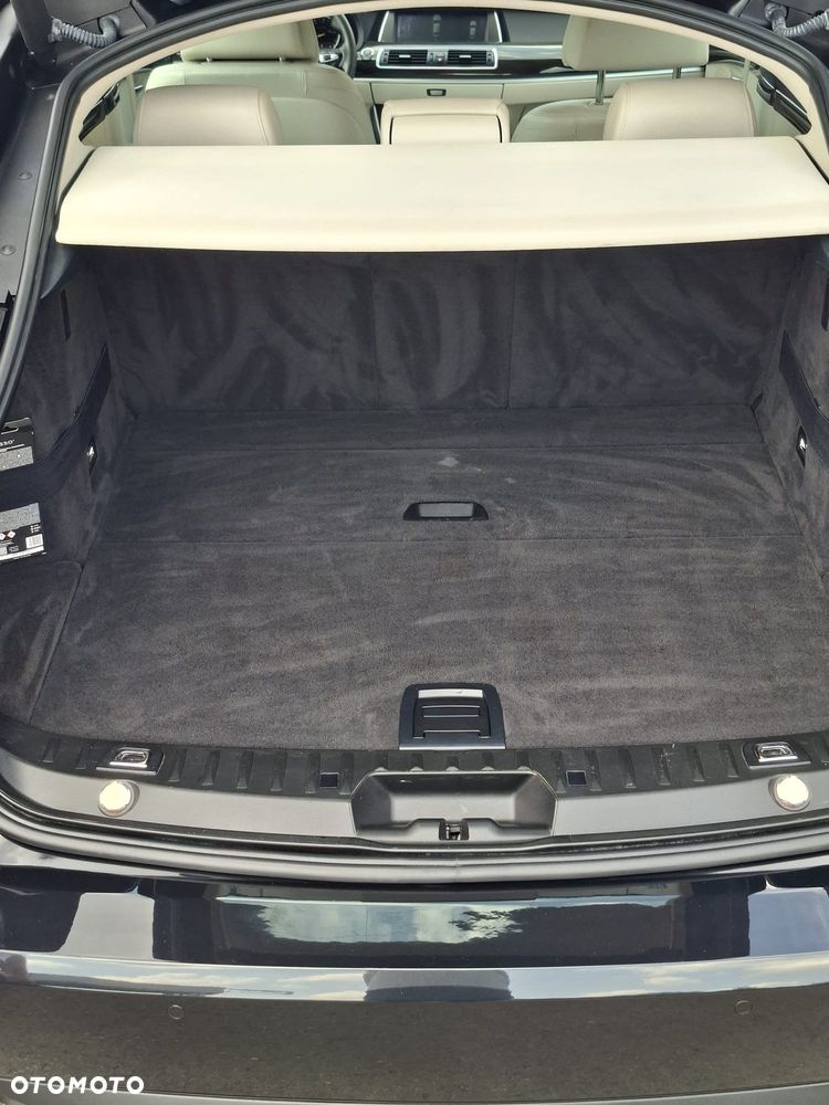 BMW 5GT 535i xDrive - 27