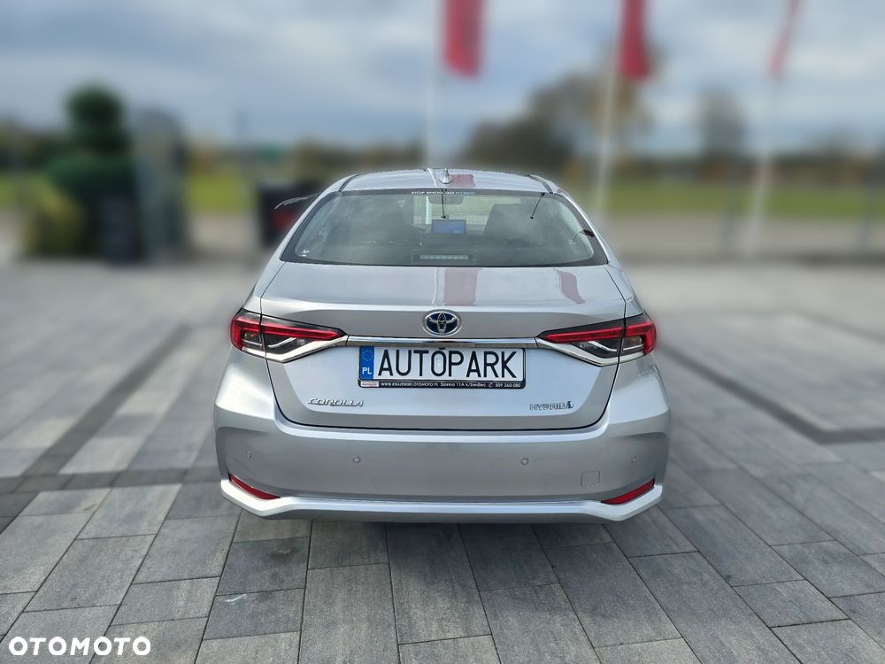 Toyota Corolla 1.8 Hybrid Comfort - 15