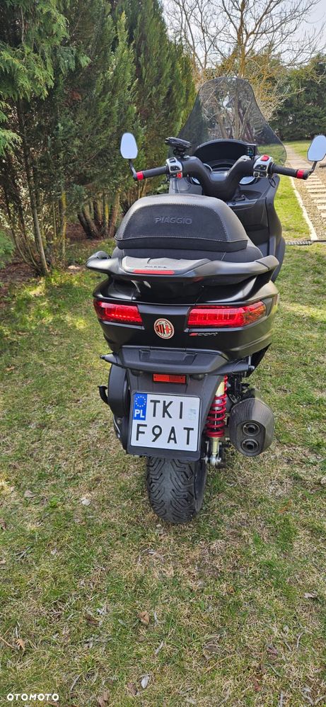 Piaggio MP-3 - 8