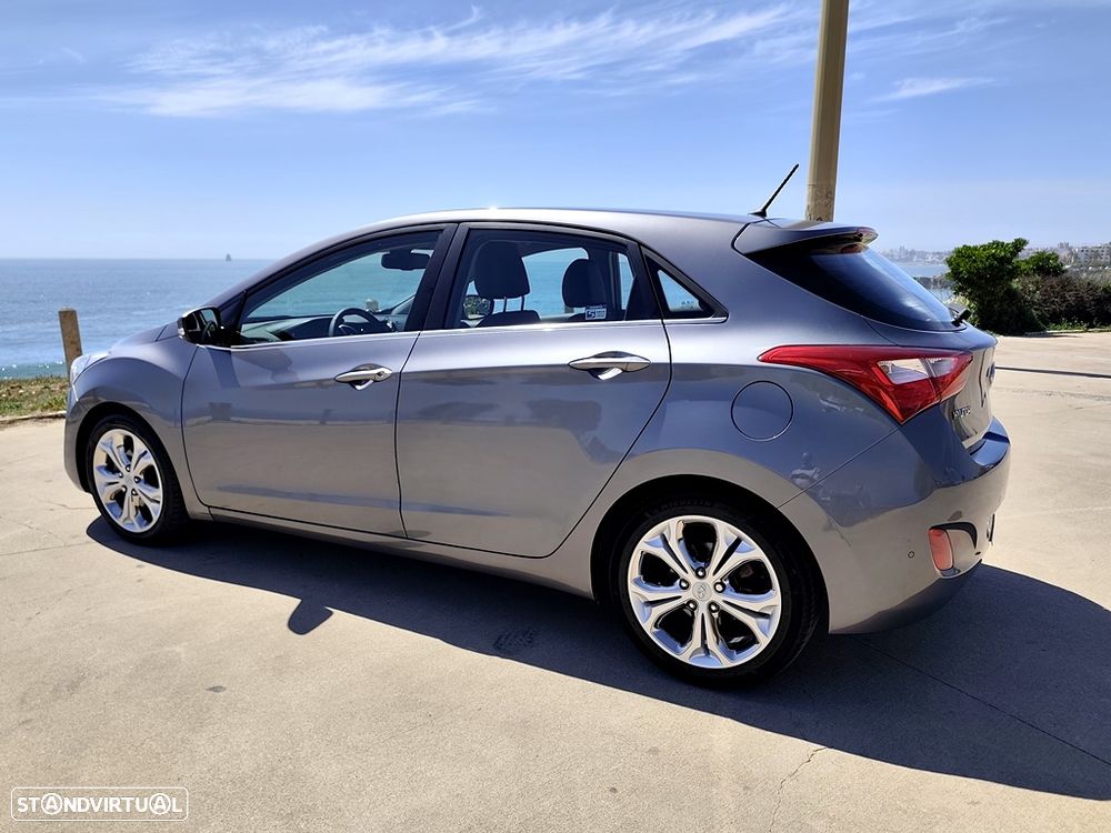 Hyundai i30 1.6 CRDI STyle J17 - 7