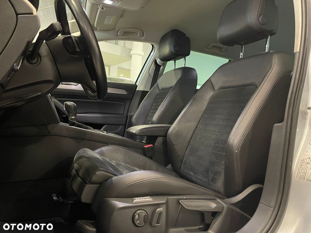 Volkswagen Passat - 9