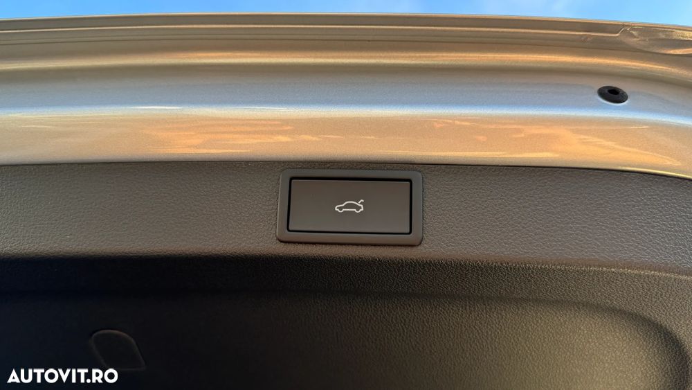 Skoda Octavia Combi 2.0 TDI 150 CP DSG Selection - 10