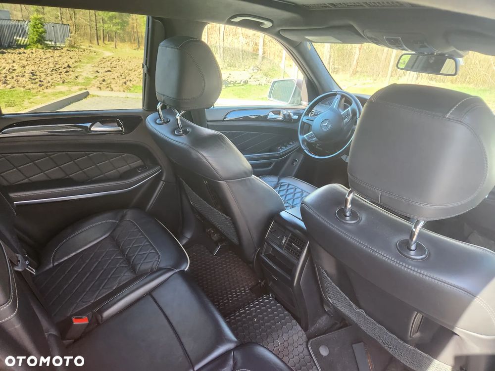 Mercedes-Benz GL - 8