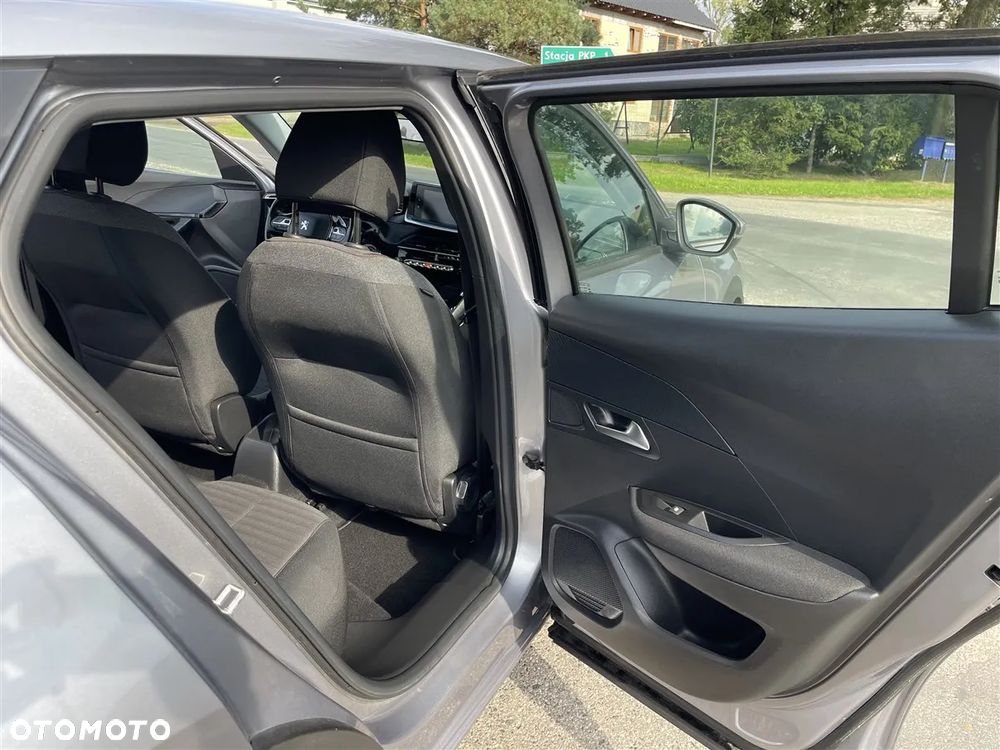 Peugeot 2008 1.2 PureTech Active Pack S&S - 26