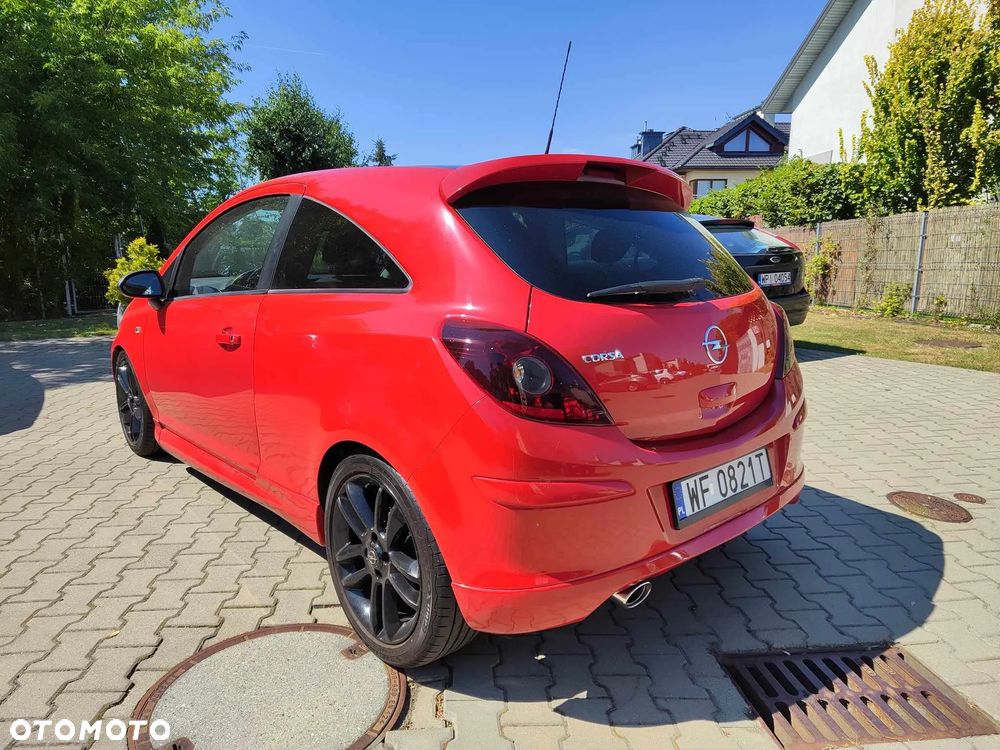 Opel Corsa 1.4 16V Sport - 2
