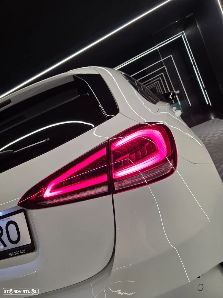 Mercedes-Benz A 250 e AMG Line - 14