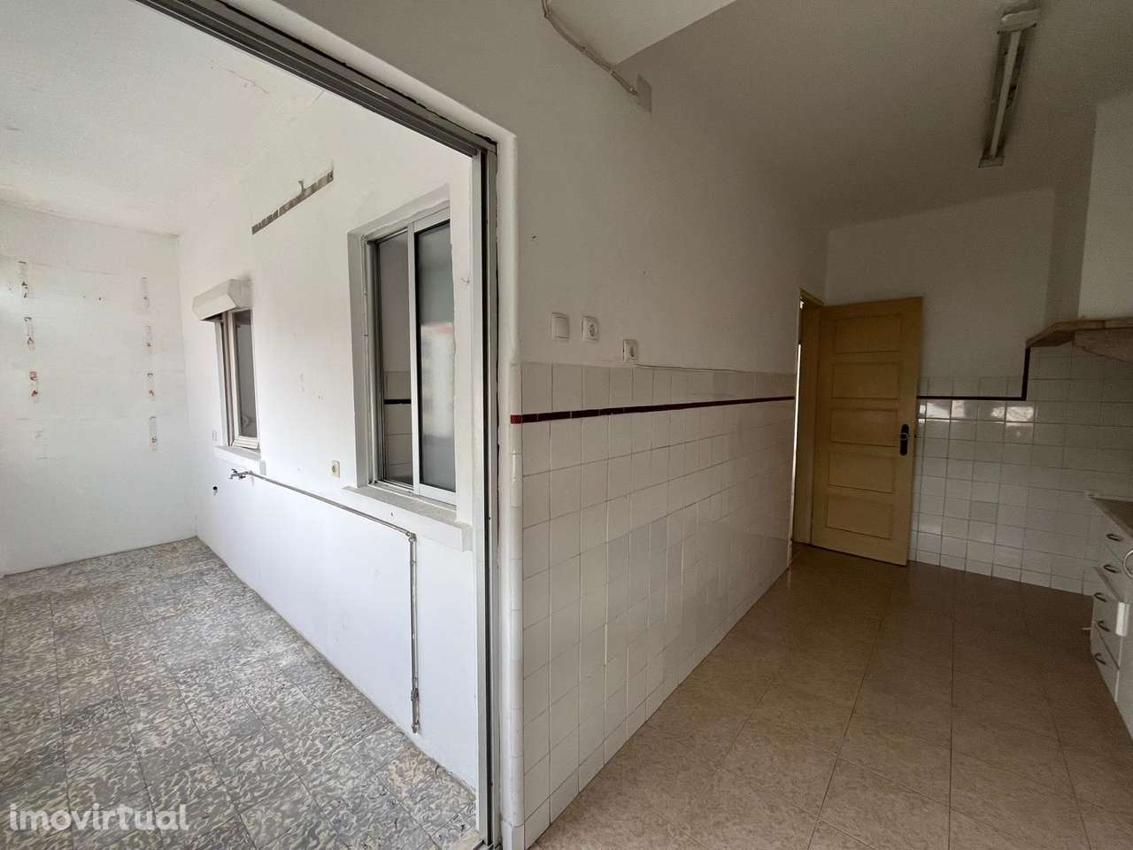 Apartamento t2 à venda na Rua General Humberto Delgado - Grande imagem: 2/17