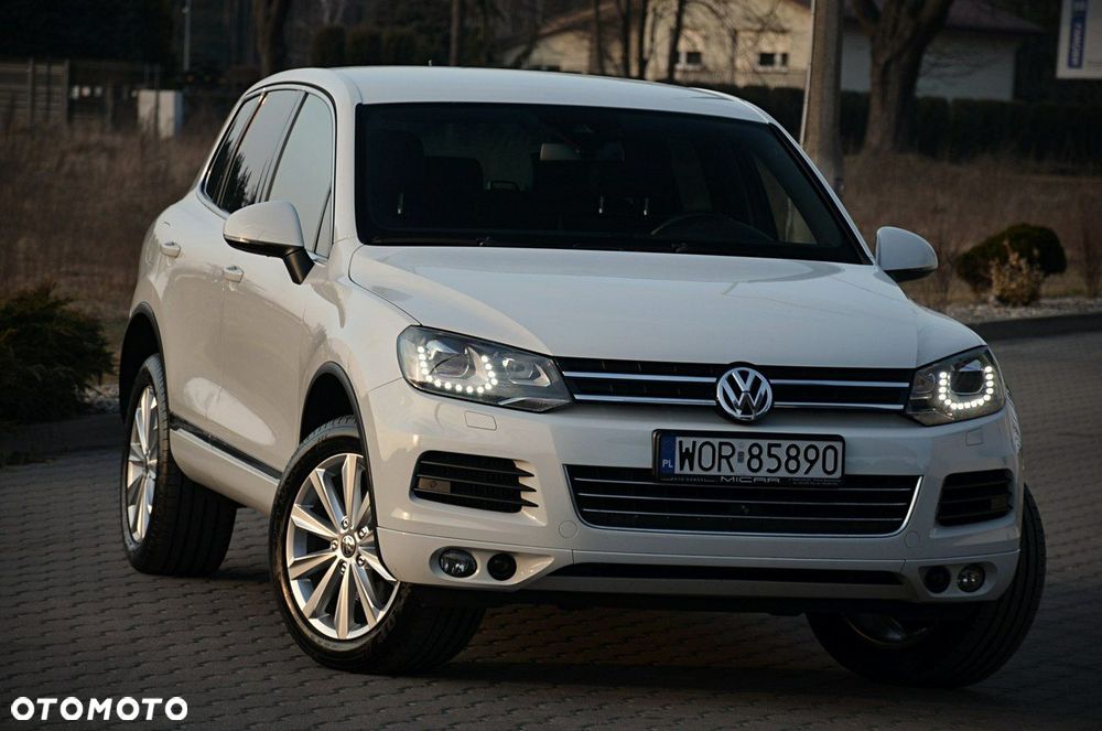 Volkswagen Touareg - 1
