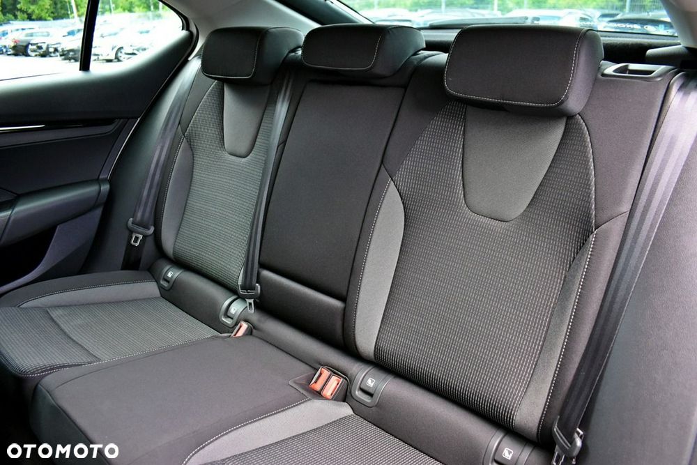 Skoda Octavia 2.0 TDI Ambition DSG - 14