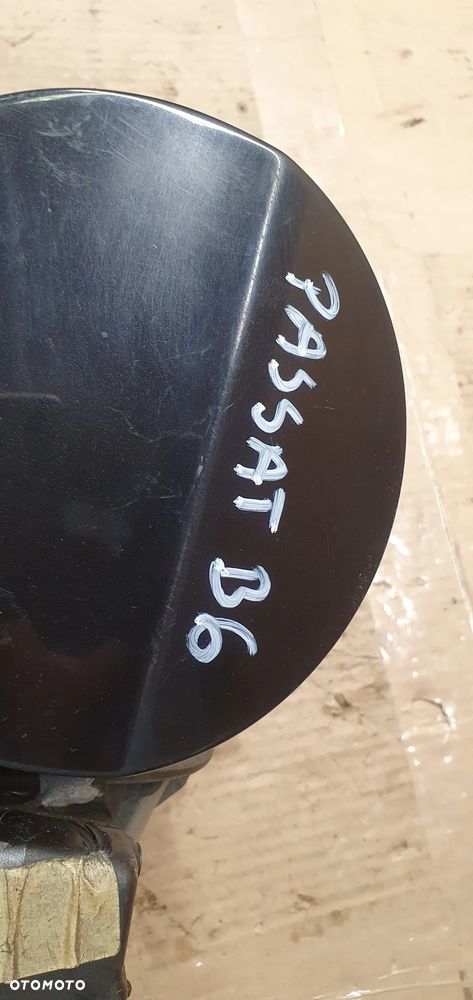 Klapka wlewu paliwa VW Passat B6 3C9809857 - 10