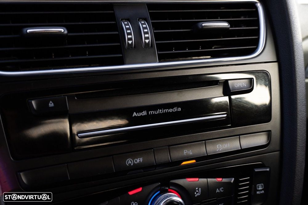 Audi A4 Avant 2.0 TDI Business Line S-line - 26