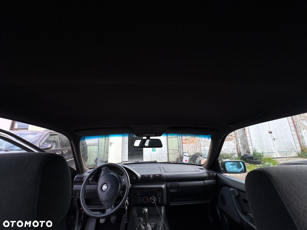 BMW Seria 3 316i - 36