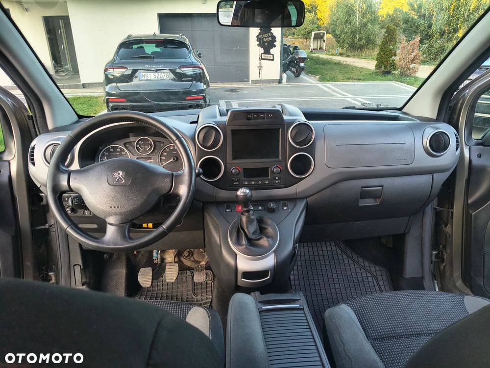 Peugeot Partner 1.6 BlueHDi Outdoor S&S - 16