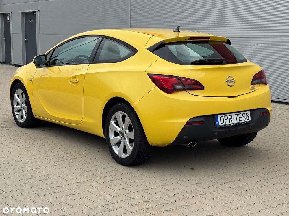 Opel Astra 1.6 Turbo Sport - 26