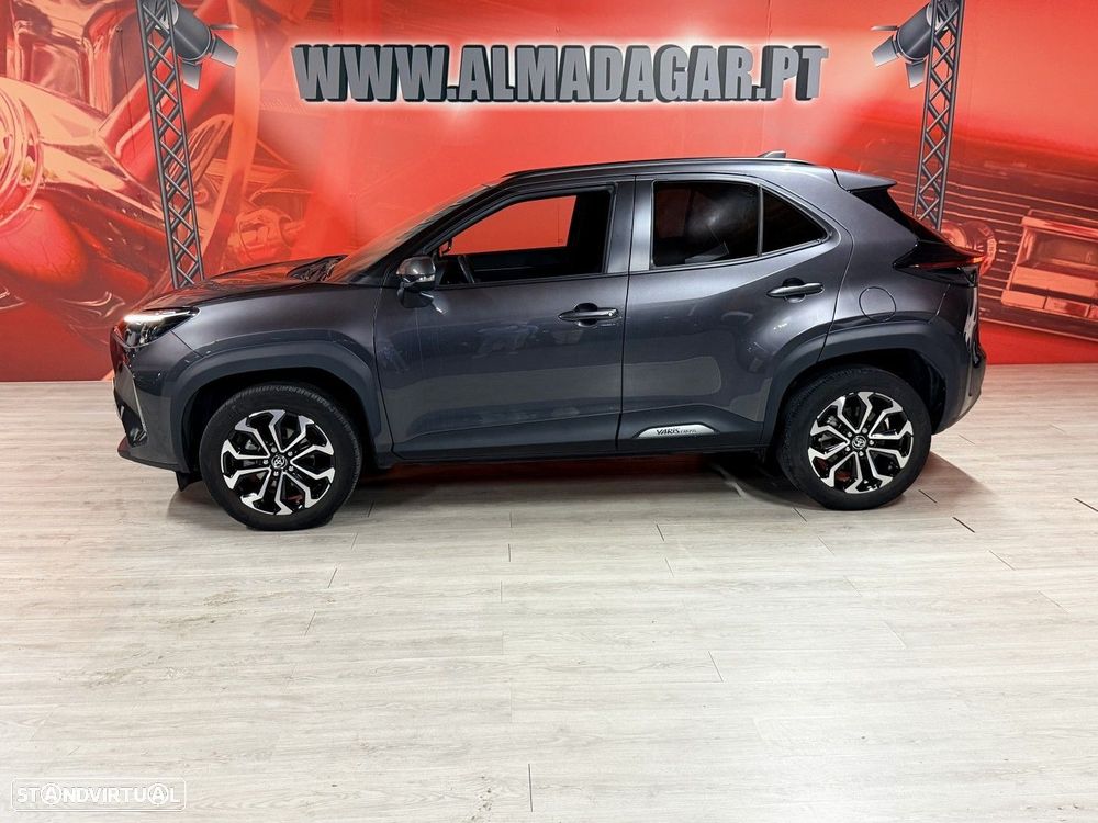 Toyota Yaris Cross 1.5 HDF Premier Edition - 3