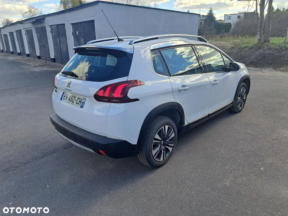 Peugeot 2008 BlueHDi 100 STOP & START Allure - 7