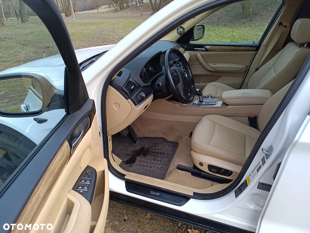 BMW X3 xDrive28i - 21