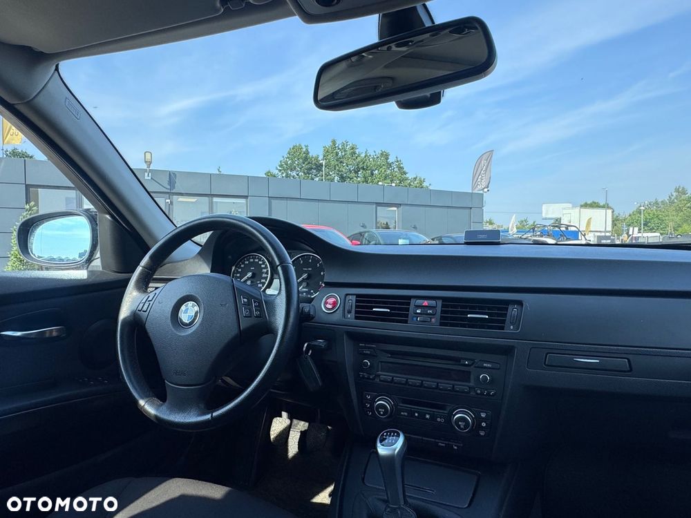 BMW Seria 3 - 11