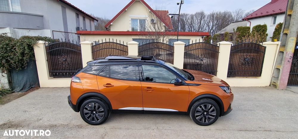 Peugeot 2008 1.2 L PureTech STT EAT8 GT Line - 30